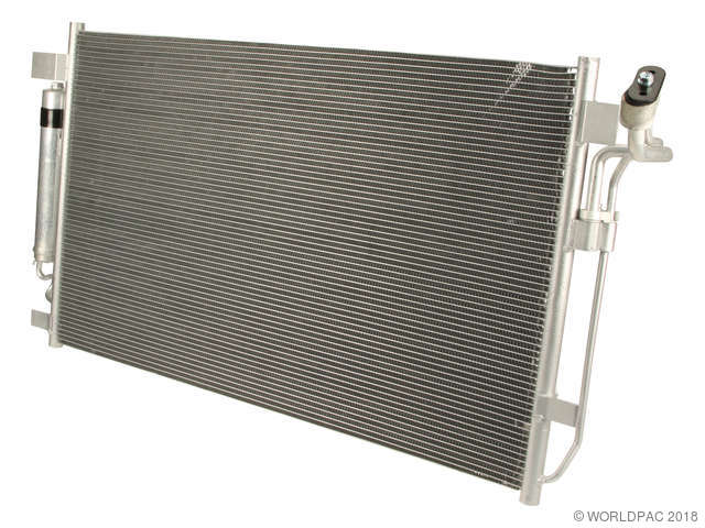 Foto de Condensador de Aire Acondicionado para Nissan Altima Nissan Maxima Marca Csf Radiator Nmero de Parte W0133-1916415