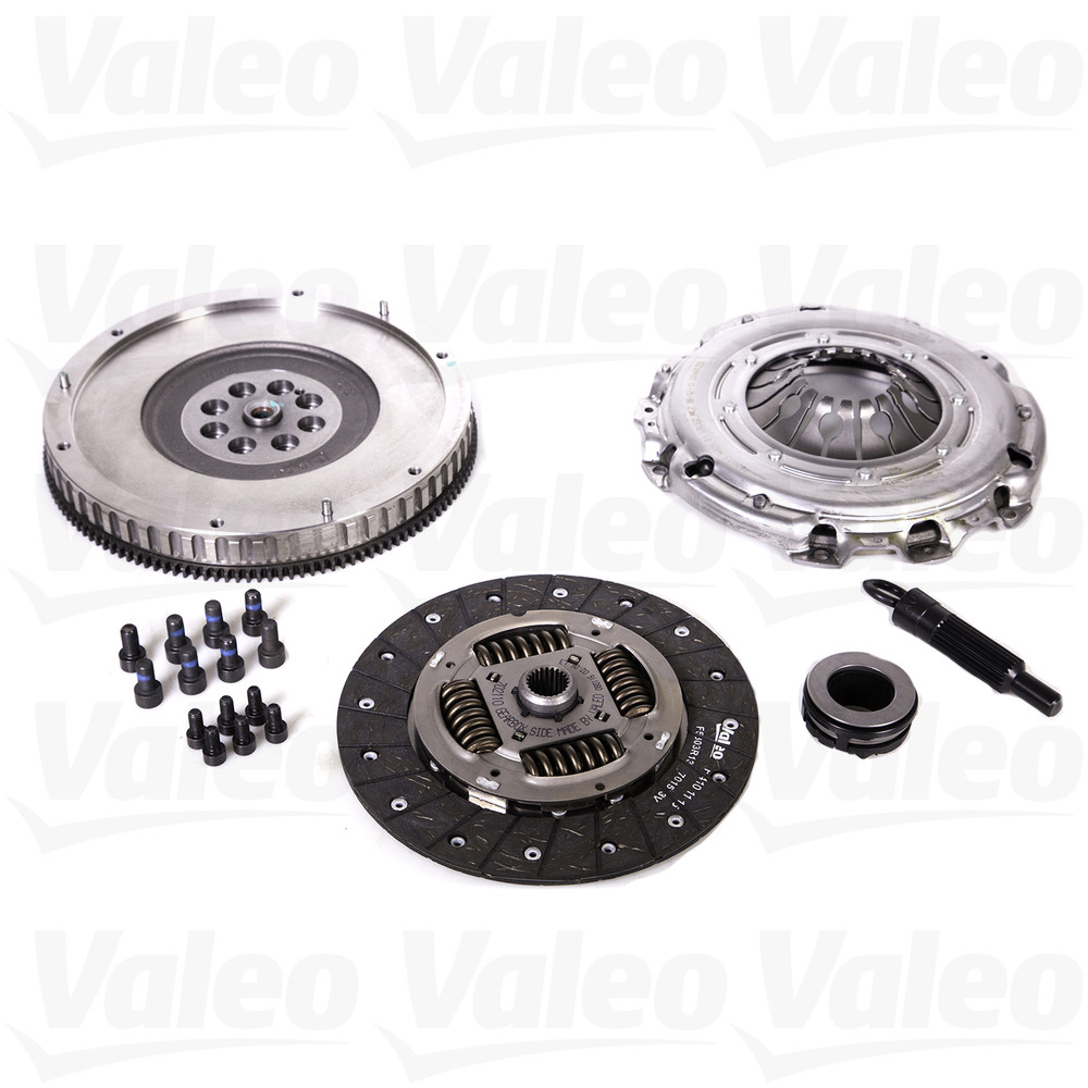 Foto de Kit de Embrague y Volante para Audi A4 Audi A4 Quattro Audi A6 Volkswagen Passat Marca VALEO Nmero de Parte #835046