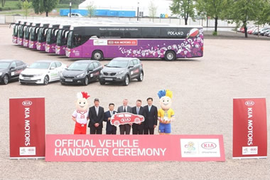 Kia Motors entrega una gran flota de vehculos para la UEFA EURO 2012
