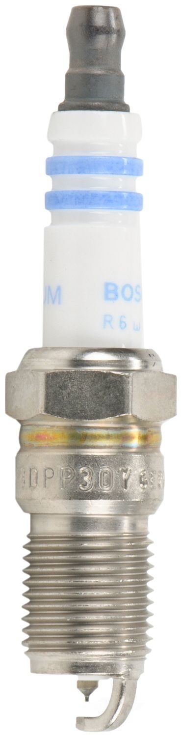 Foto de Buj�a OE Fine Wire Platinum para Oldsmobile Cutlass Supreme 1996 Marca BOSCH N�mero de Parte 6706