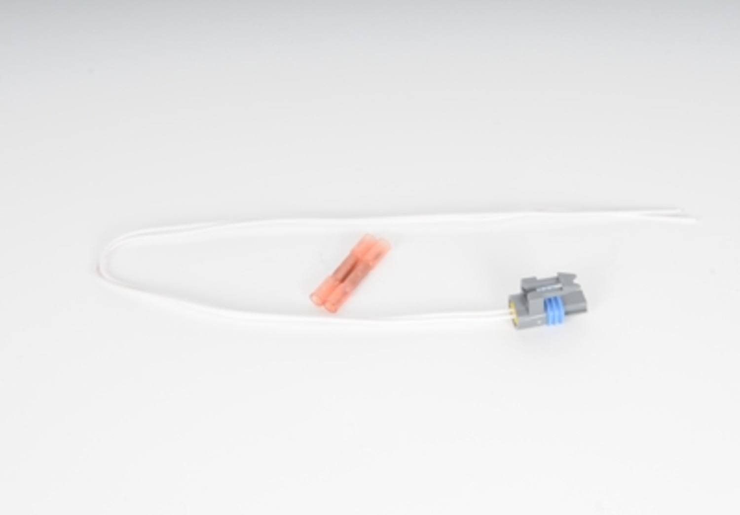 Foto de Conector del Sensor de Velocidad Frenos ABS para Buick Regal Chevrolet Lumina Chevrolet Monte Carlo Oldsmobile Cutlass Supreme Pontiac Grand Prix Marca AC Delco Parte #PT768