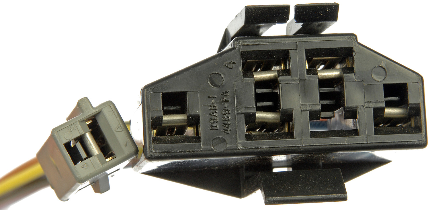 Foto de Conector de Mdulo de Control de Encendido para Ford Lincoln Mercury Merkur Marca DORMAN Nmero de Parte #85117