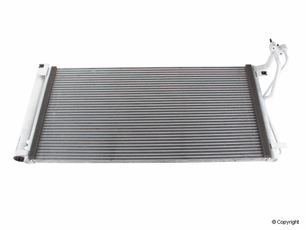 Foto de Condensador de Aire Acondicionado para Hyundai Azera Hyundai Sonata Kia Optima Marca Halla HCC Nmero de Parte #660 23023 095