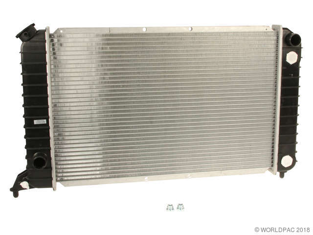 Foto de Radiador para Isuzu Hombre GMC Sonoma Chevrolet S10 Marca Koyo Cooling Nmero de Parte W0133-1851991