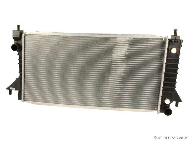 Foto de Radiador para Mercury Sable Ford Taurus Marca Koyo Cooling N�mero de Parte W0133-2189575