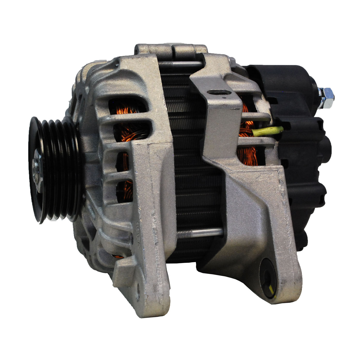 Foto de Alternador para Hyundai Elantra 2008 2009 Marca DENSO Nmero de Parte 211-6008