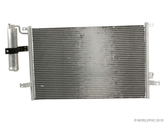 Foto de Condensador de Aire Acondicionado para Suzuki Forenza Suzuki Reno Marca American Condenser Nmero de Parte W0133-1829263