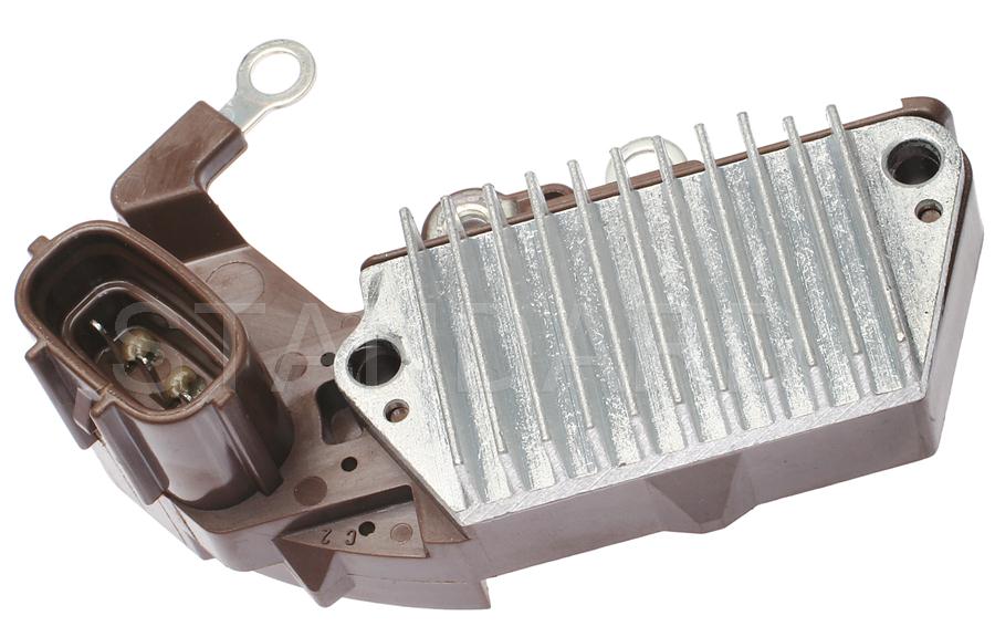 Foto de Regulador de Voltaje para Suzuki Aerio Suzuki Esteem Suzuki Grand Vitara Suzuki Sidekick Marca STANDARD MOTOR N�mero de Parte VR-818
